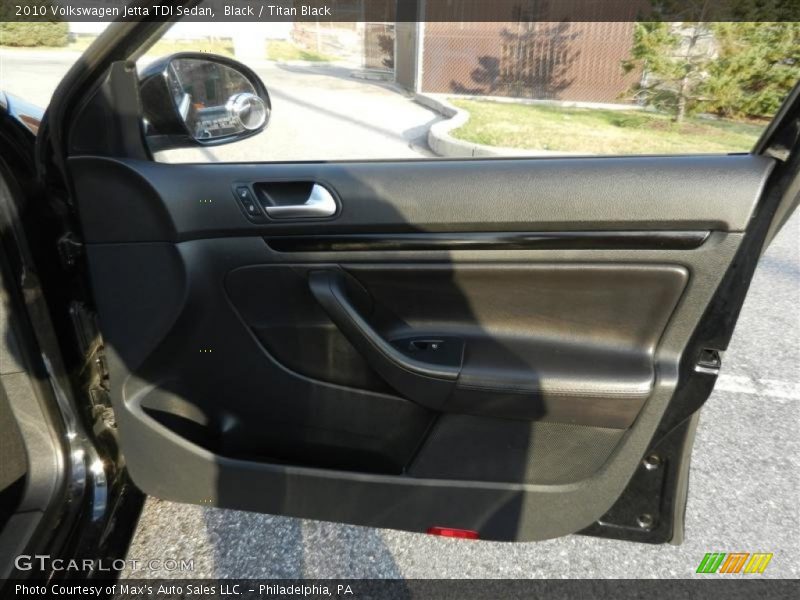 Black / Titan Black 2010 Volkswagen Jetta TDI Sedan