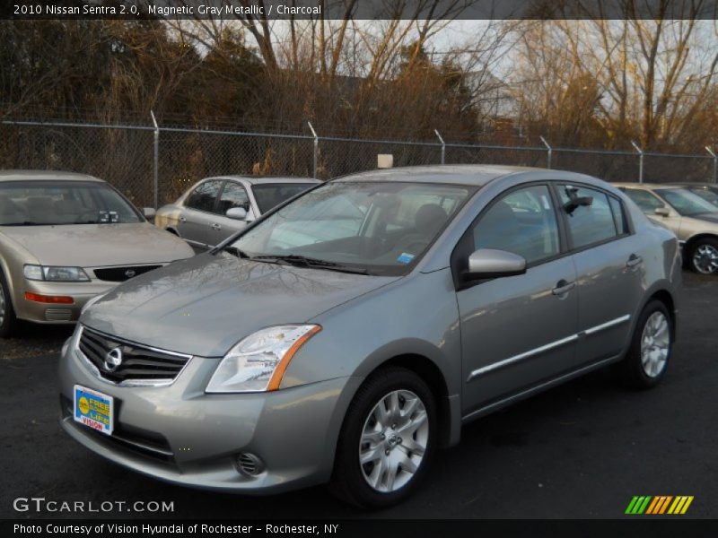 Magnetic Gray Metallic / Charcoal 2010 Nissan Sentra 2.0