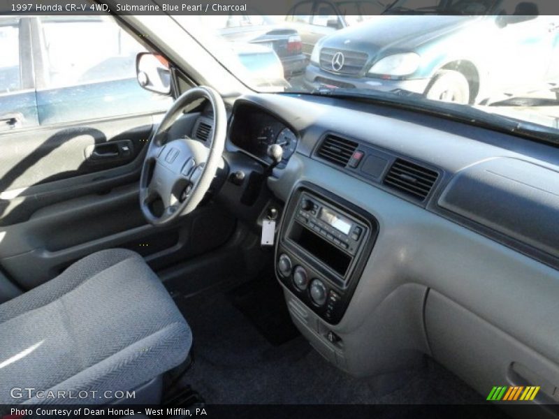Submarine Blue Pearl / Charcoal 1997 Honda CR-V 4WD