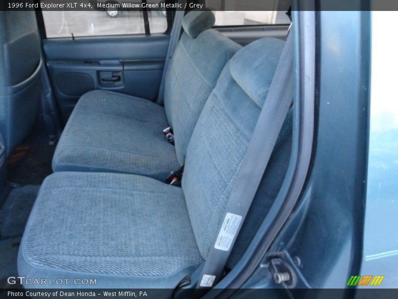 Medium Willow Green Metallic / Grey 1996 Ford Explorer XLT 4x4