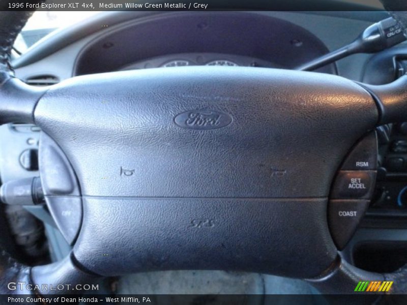 Medium Willow Green Metallic / Grey 1996 Ford Explorer XLT 4x4