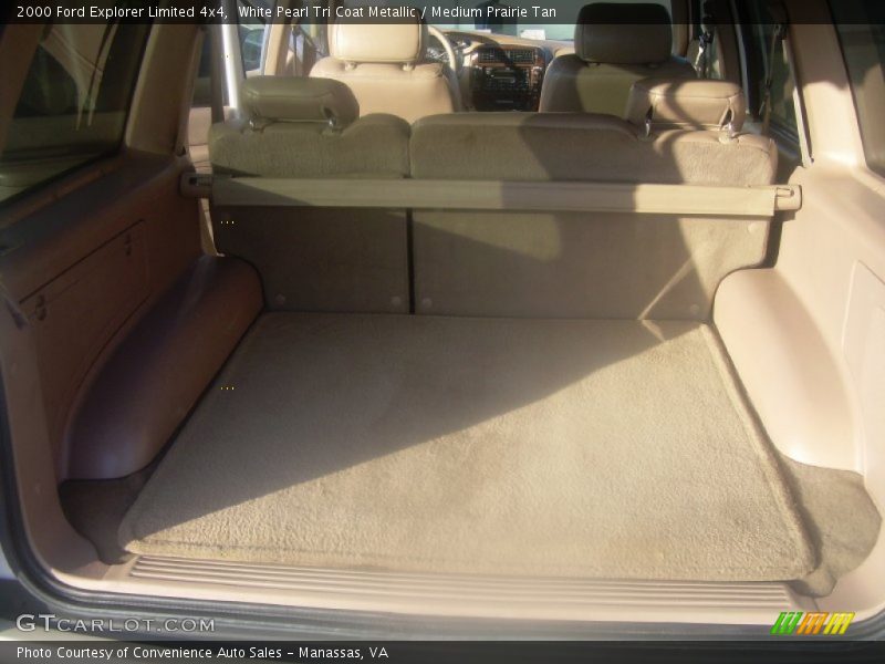 White Pearl Tri Coat Metallic / Medium Prairie Tan 2000 Ford Explorer Limited 4x4