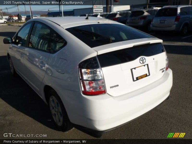 Super White / Gray/Burgundy 2005 Toyota Prius Hybrid