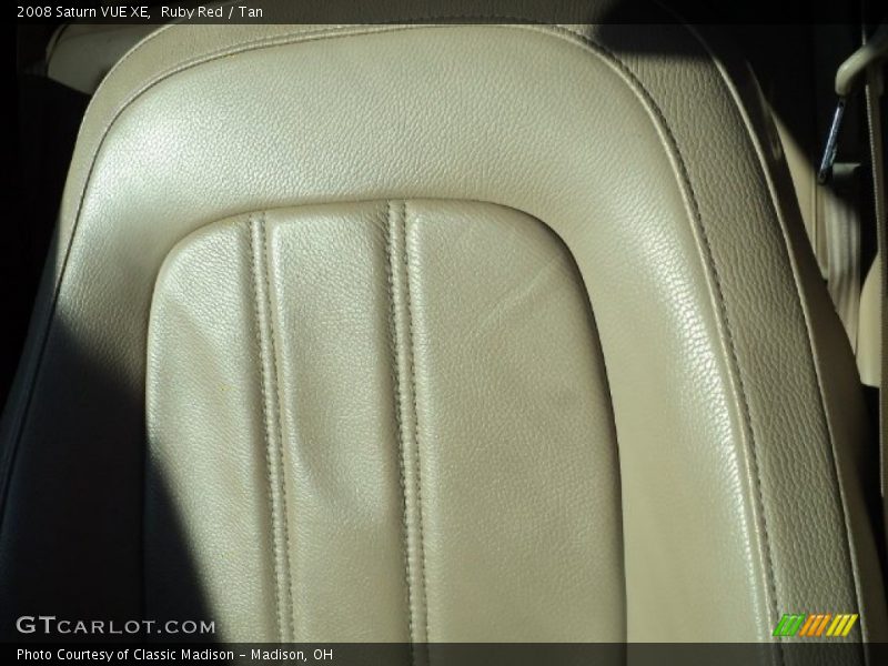Ruby Red / Tan 2008 Saturn VUE XE