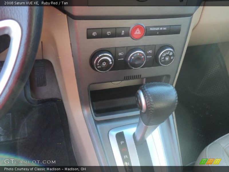 Ruby Red / Tan 2008 Saturn VUE XE