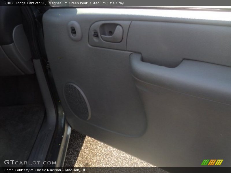 Magnesium Green Pearl / Medium Slate Gray 2007 Dodge Caravan SE
