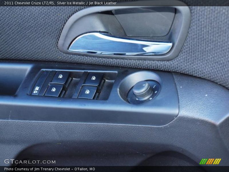 Silver Ice Metallic / Jet Black Leather 2011 Chevrolet Cruze LTZ/RS