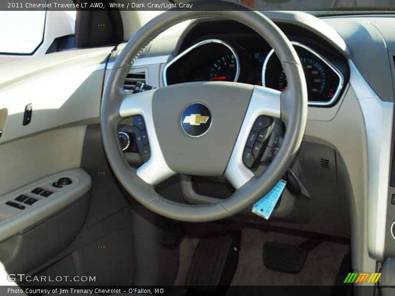 White / Dark Gray/Light Gray 2011 Chevrolet Traverse LT AWD