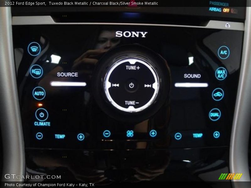 Controls of 2012 Edge Sport