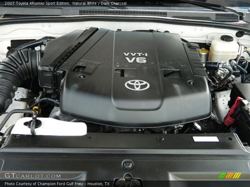 Natural White / Dark Charcoal 2007 Toyota 4Runner Sport Edition