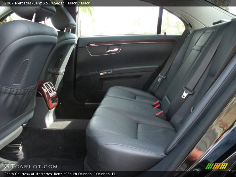 Black / Black 2007 Mercedes-Benz S 550 Sedan