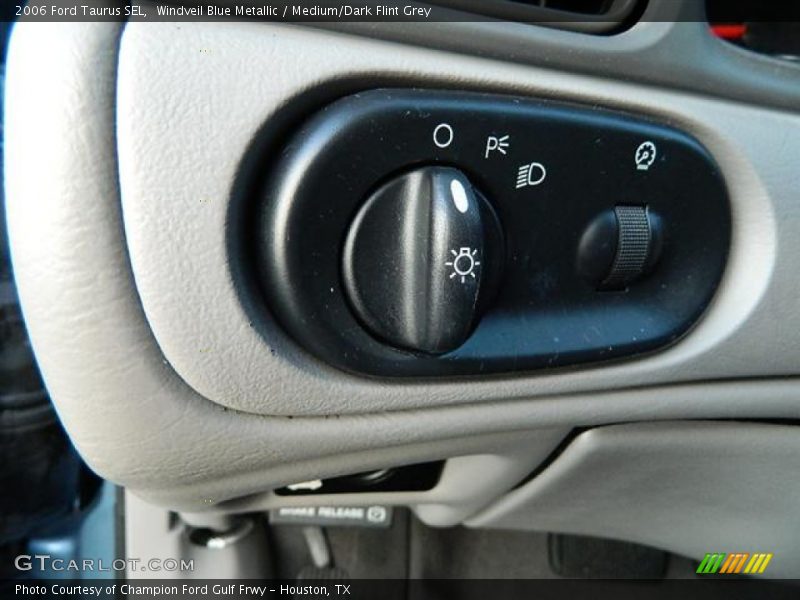 Windveil Blue Metallic / Medium/Dark Flint Grey 2006 Ford Taurus SEL