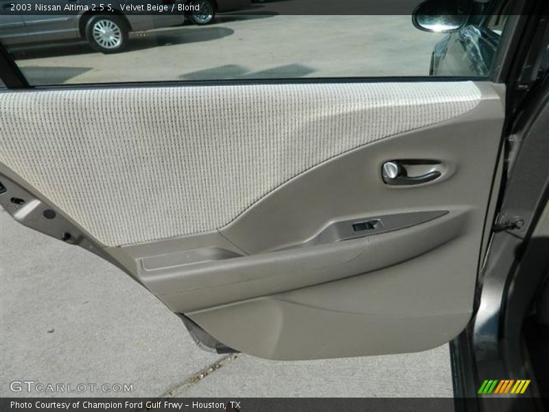 Velvet Beige / Blond 2003 Nissan Altima 2.5 S