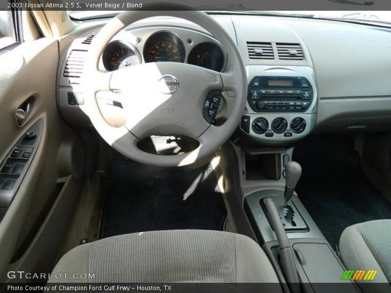 Velvet Beige / Blond 2003 Nissan Altima 2.5 S
