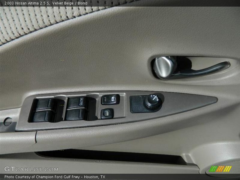 Velvet Beige / Blond 2003 Nissan Altima 2.5 S