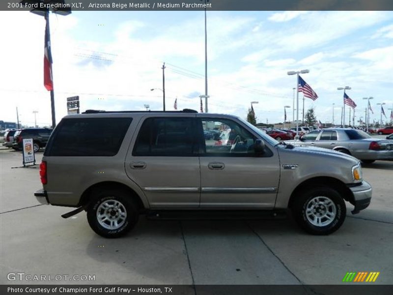Arizona Beige Metallic / Medium Parchment 2001 Ford Expedition XLT
