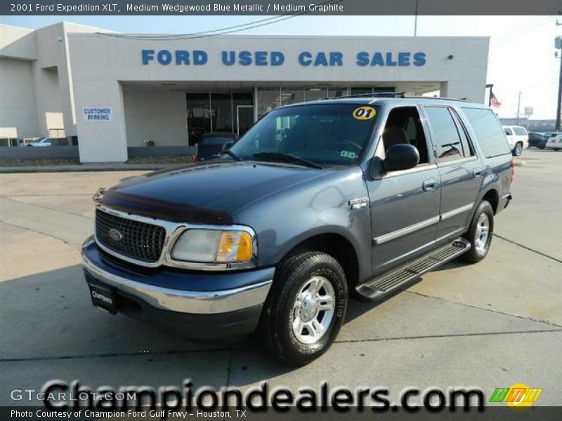 Medium Wedgewood Blue Metallic / Medium Graphite 2001 Ford Expedition XLT