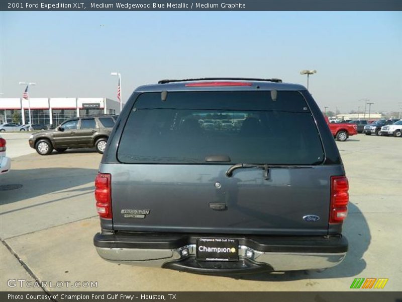 Medium Wedgewood Blue Metallic / Medium Graphite 2001 Ford Expedition XLT