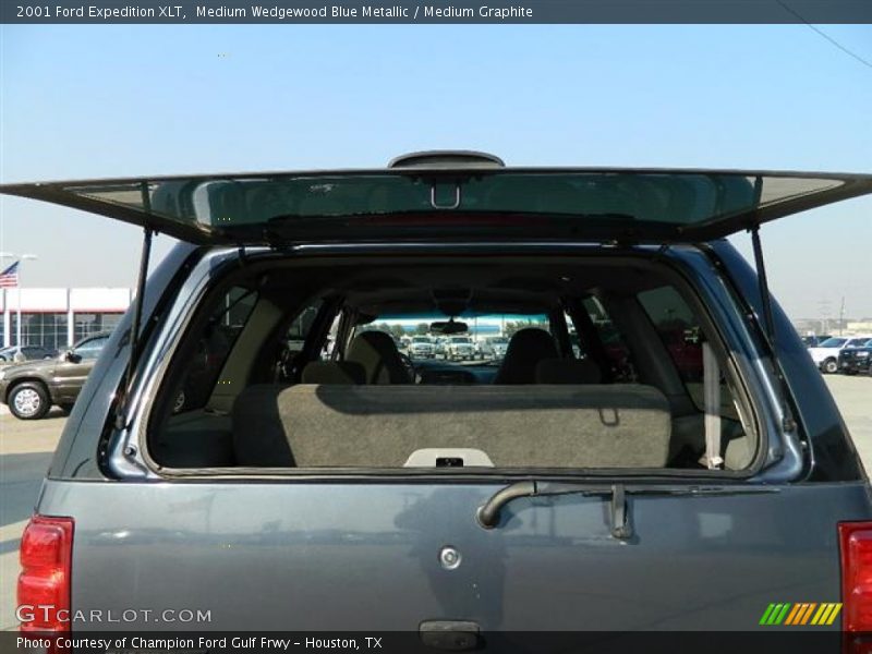 Medium Wedgewood Blue Metallic / Medium Graphite 2001 Ford Expedition XLT