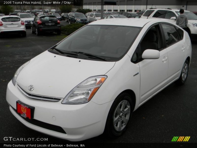 Super White / Gray 2006 Toyota Prius Hybrid