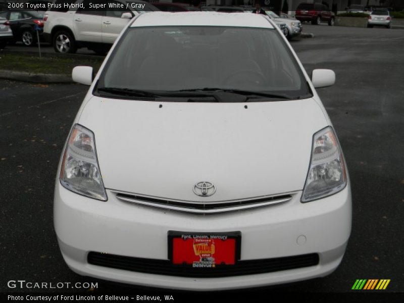 Super White / Gray 2006 Toyota Prius Hybrid