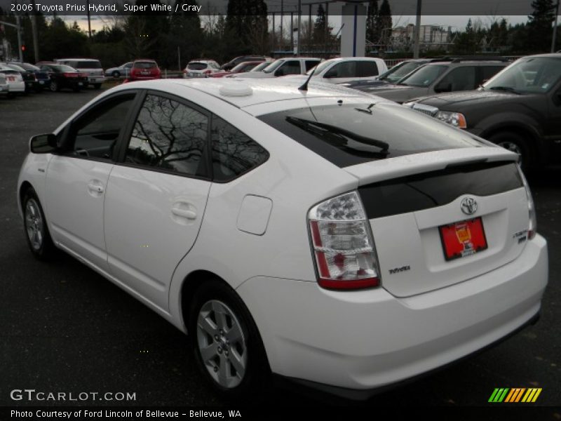 Super White / Gray 2006 Toyota Prius Hybrid