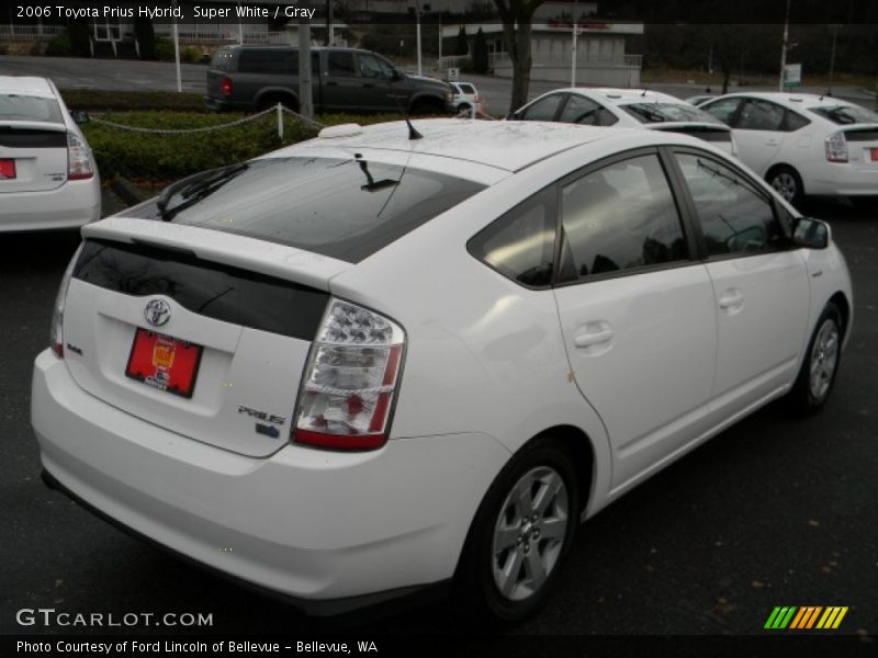 Super White / Gray 2006 Toyota Prius Hybrid