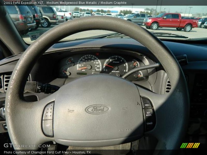 Medium Wedgewood Blue Metallic / Medium Graphite 2001 Ford Expedition XLT