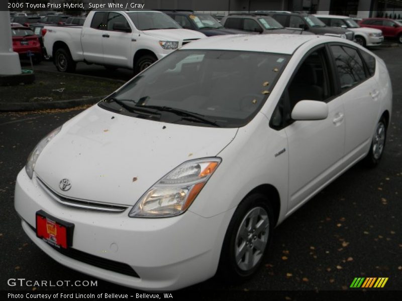 Super White / Gray 2006 Toyota Prius Hybrid