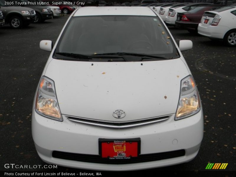 Super White / Gray 2006 Toyota Prius Hybrid