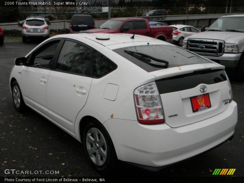 Super White / Gray 2006 Toyota Prius Hybrid