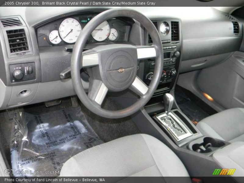 Brilliant Black Crystal Pearl / Dark Slate Gray/Medium Slate Gray 2005 Chrysler 300