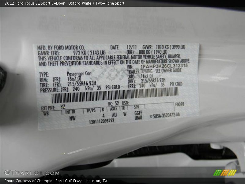 Oxford White / Two-Tone Sport 2012 Ford Focus SE Sport 5-Door