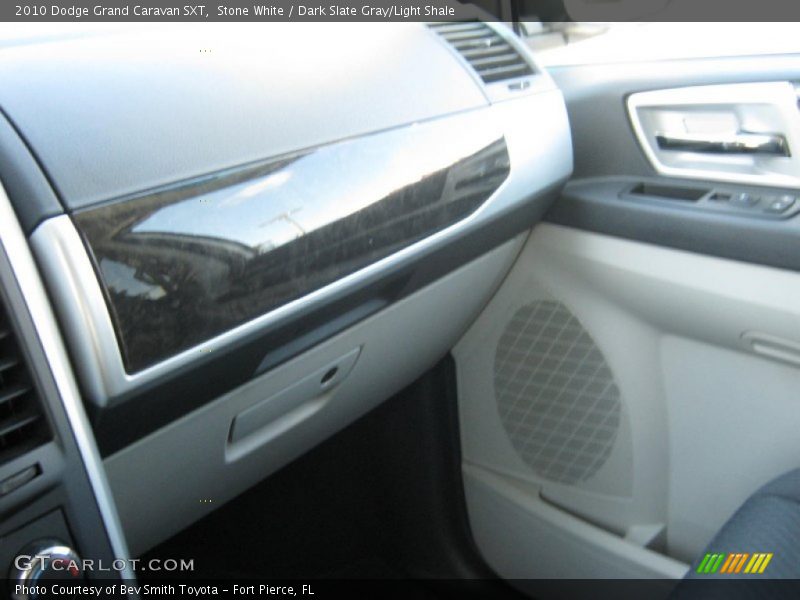 Stone White / Dark Slate Gray/Light Shale 2010 Dodge Grand Caravan SXT