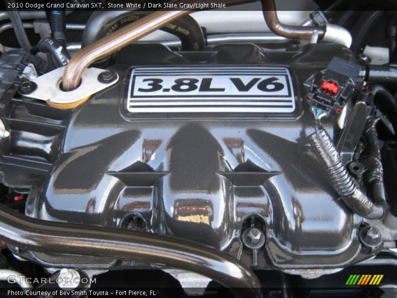 Stone White / Dark Slate Gray/Light Shale 2010 Dodge Grand Caravan SXT