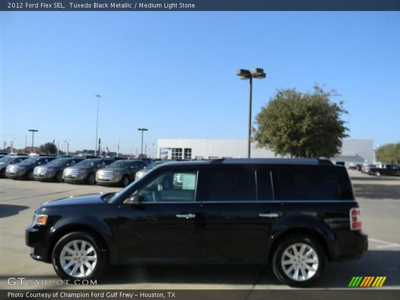 Tuxedo Black Metallic / Medium Light Stone 2012 Ford Flex SEL