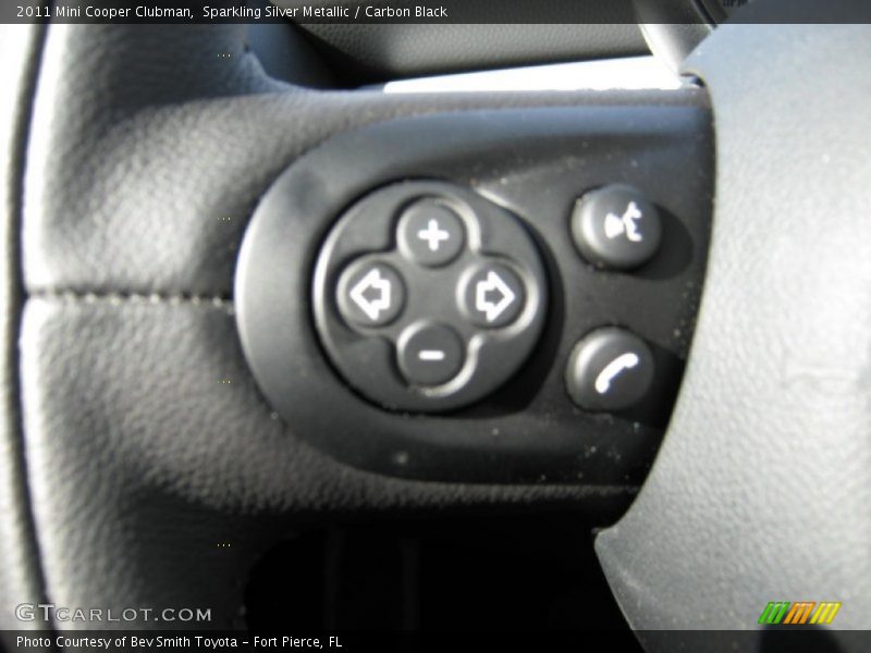 Sparkling Silver Metallic / Carbon Black 2011 Mini Cooper Clubman