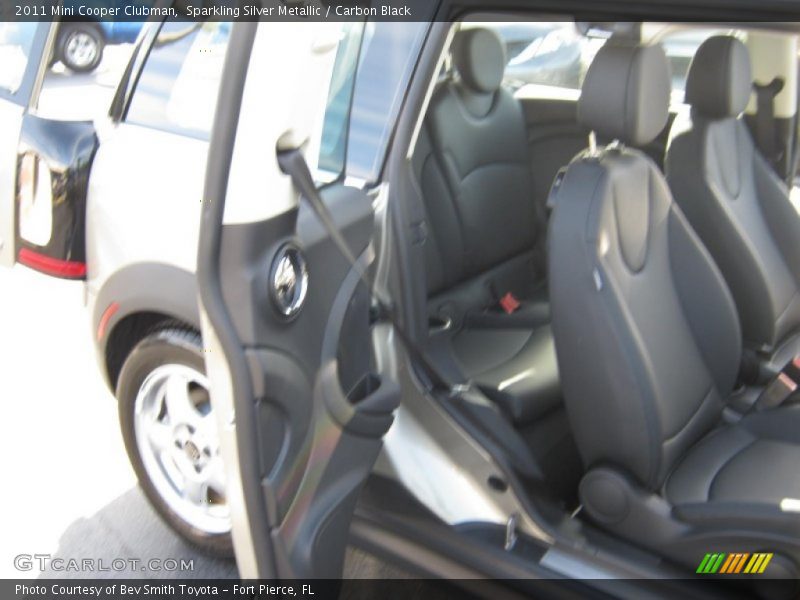 Sparkling Silver Metallic / Carbon Black 2011 Mini Cooper Clubman
