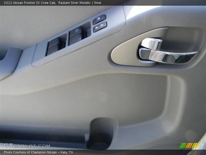 Radiant Silver Metallic / Steel 2011 Nissan Frontier SV Crew Cab