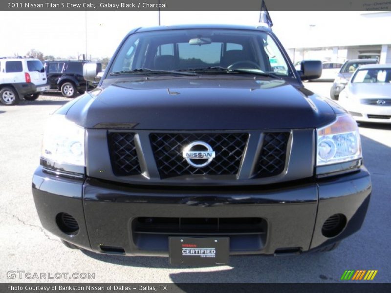 Galaxy Black / Charcoal 2011 Nissan Titan S Crew Cab