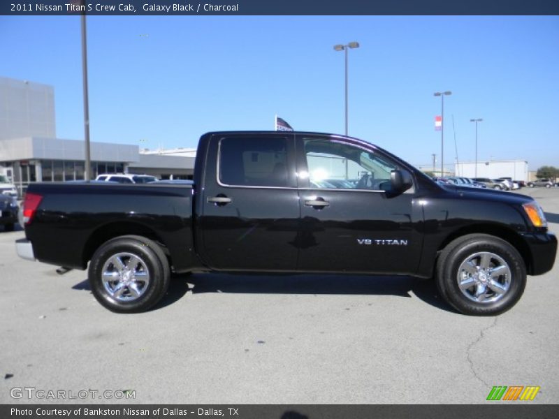 Galaxy Black / Charcoal 2011 Nissan Titan S Crew Cab