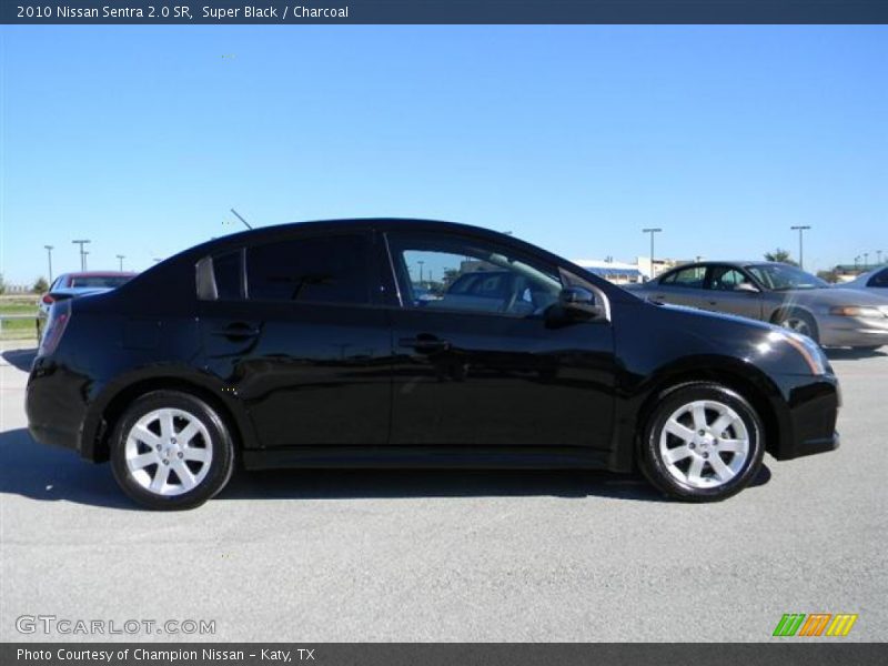 Super Black / Charcoal 2010 Nissan Sentra 2.0 SR