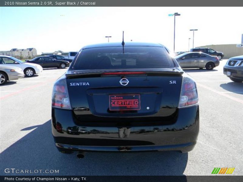 Super Black / Charcoal 2010 Nissan Sentra 2.0 SR