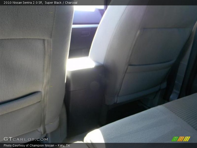Super Black / Charcoal 2010 Nissan Sentra 2.0 SR