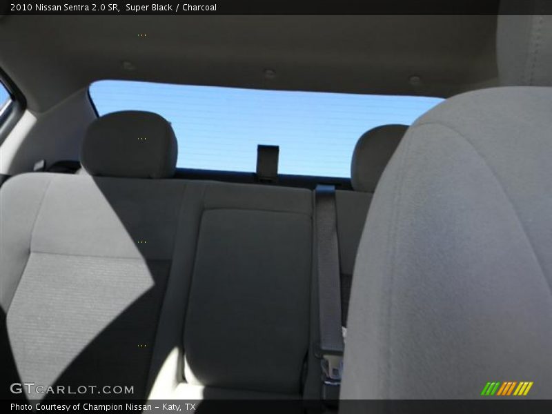 Super Black / Charcoal 2010 Nissan Sentra 2.0 SR