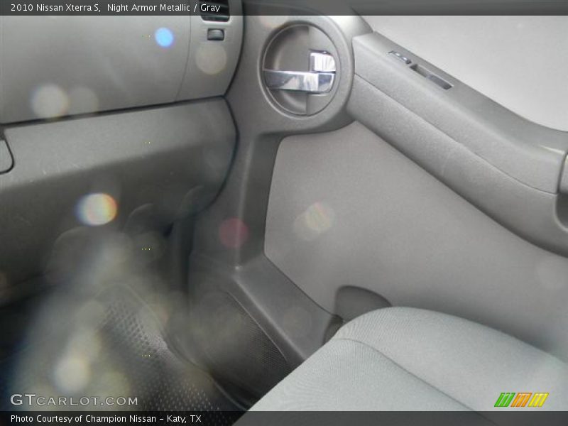 Night Armor Metallic / Gray 2010 Nissan Xterra S