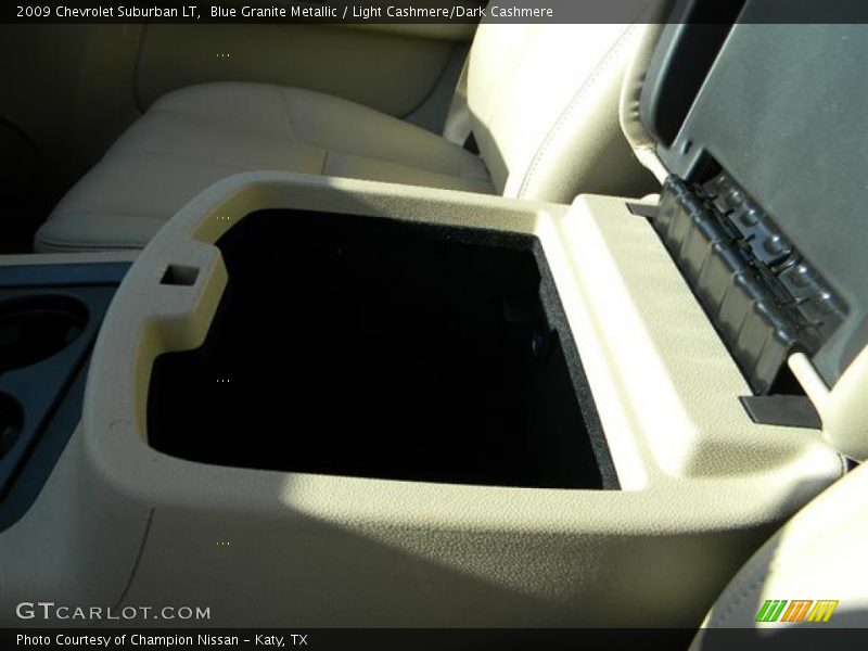 Blue Granite Metallic / Light Cashmere/Dark Cashmere 2009 Chevrolet Suburban LT