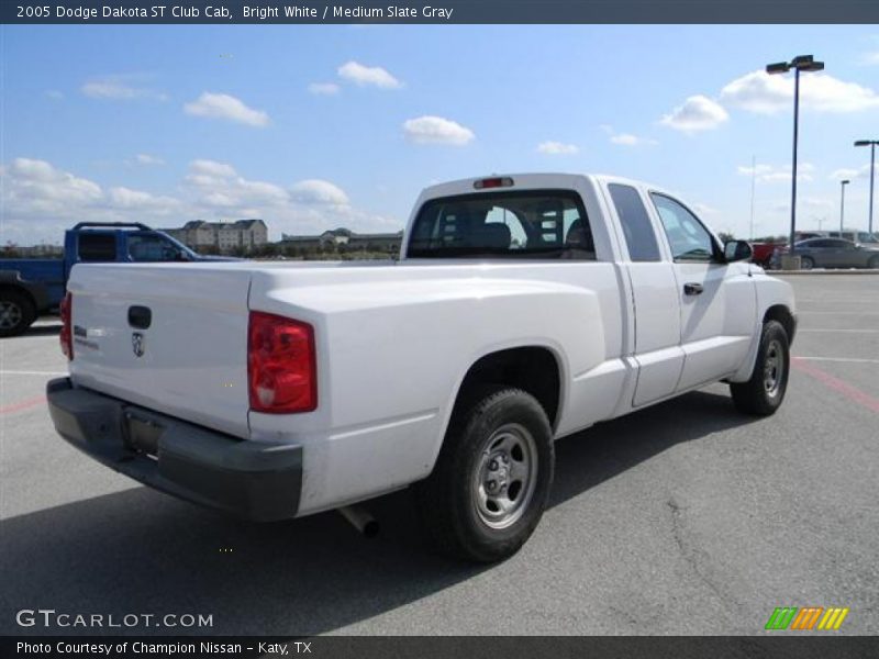 Bright White / Medium Slate Gray 2005 Dodge Dakota ST Club Cab