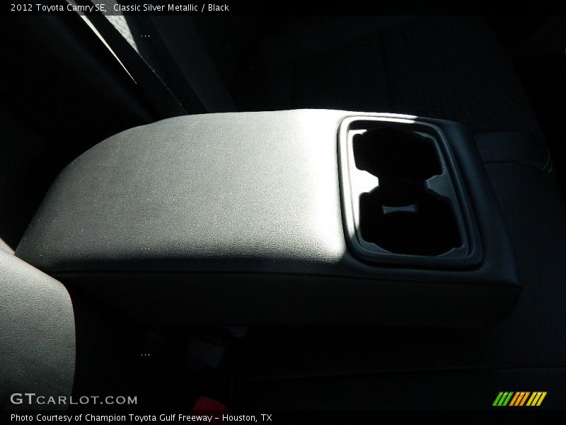 Classic Silver Metallic / Black 2012 Toyota Camry SE