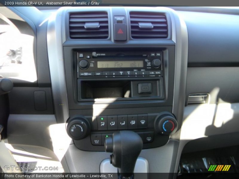 Controls of 2009 CR-V LX